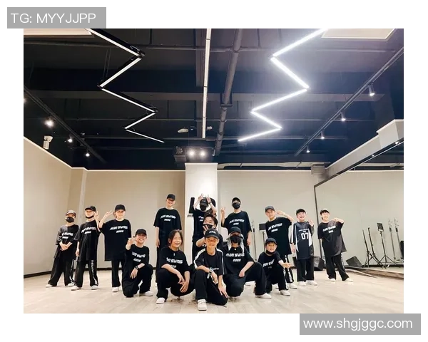 武汉街舞队如何通过团队协作实现舞蹈风格的创新与变革